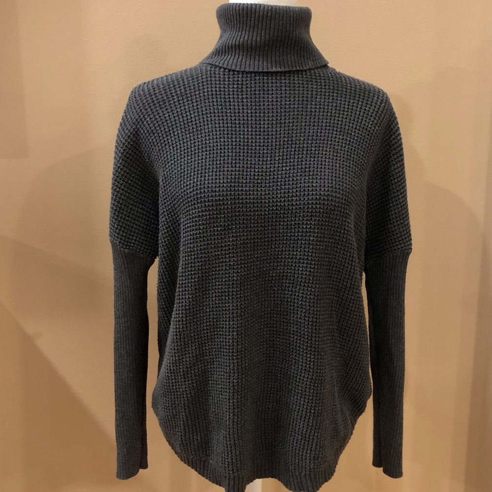 Michael Kors Gray Turtleneck Sweater, Size L